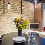 Sweett - Quai Bourbon Apartment