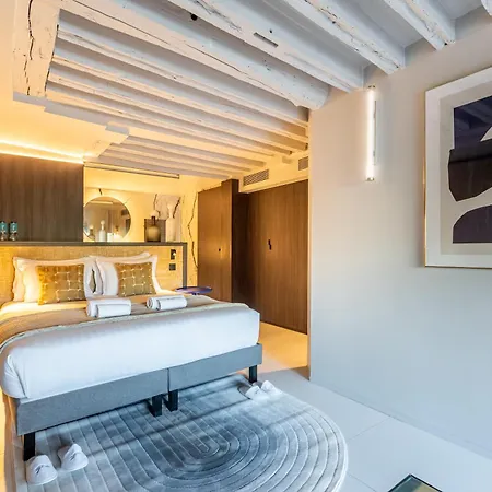Apartment Sweett - Quai Bourbon Paris