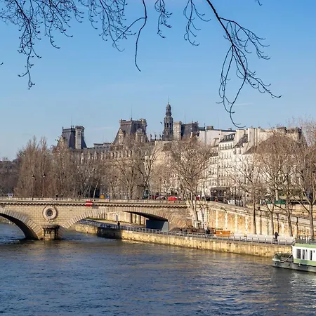 Sweett - Quai Bourbon * Paris